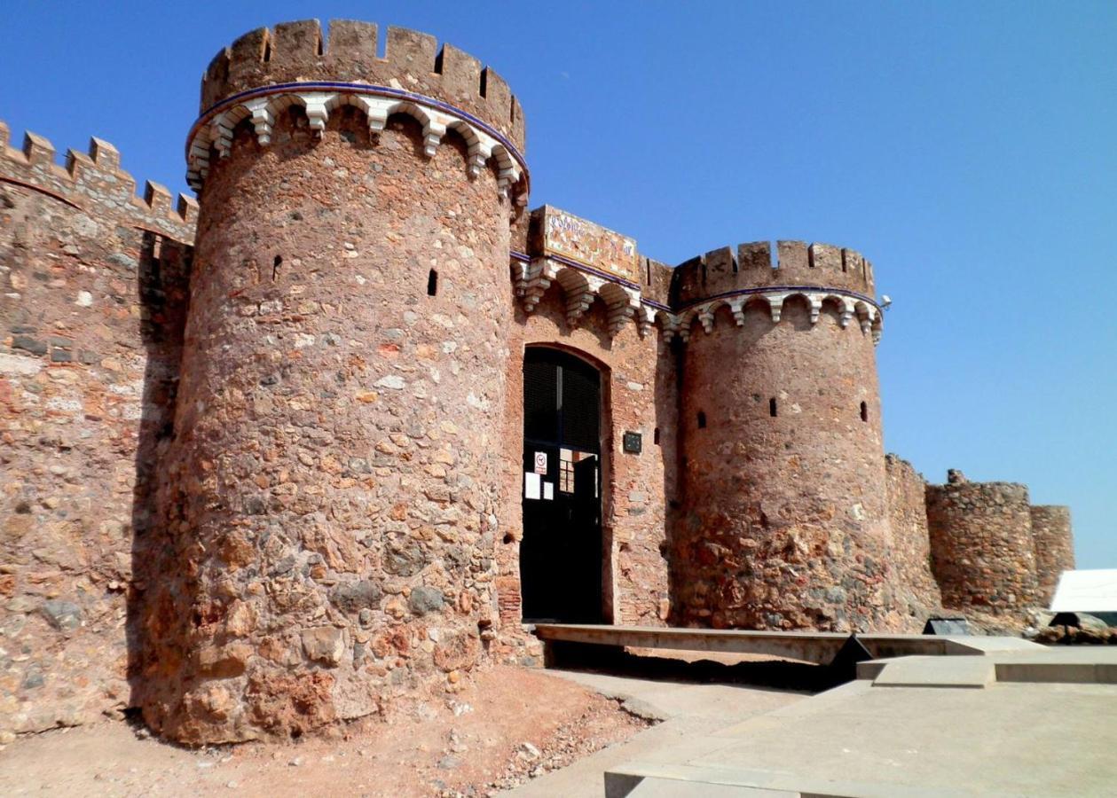 Una Isla En La Ciudad Castellon de la Plana Exterior photo